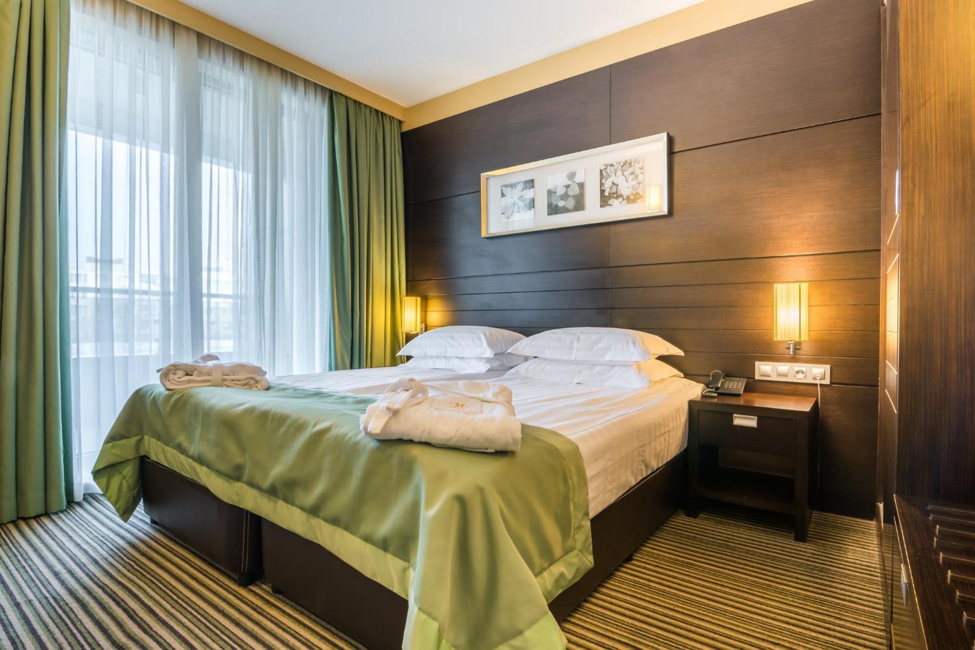 Best Western Plus Olives City Hotel - Free Pool & Parking Σόφια Εξωτερικό φωτογραφία
