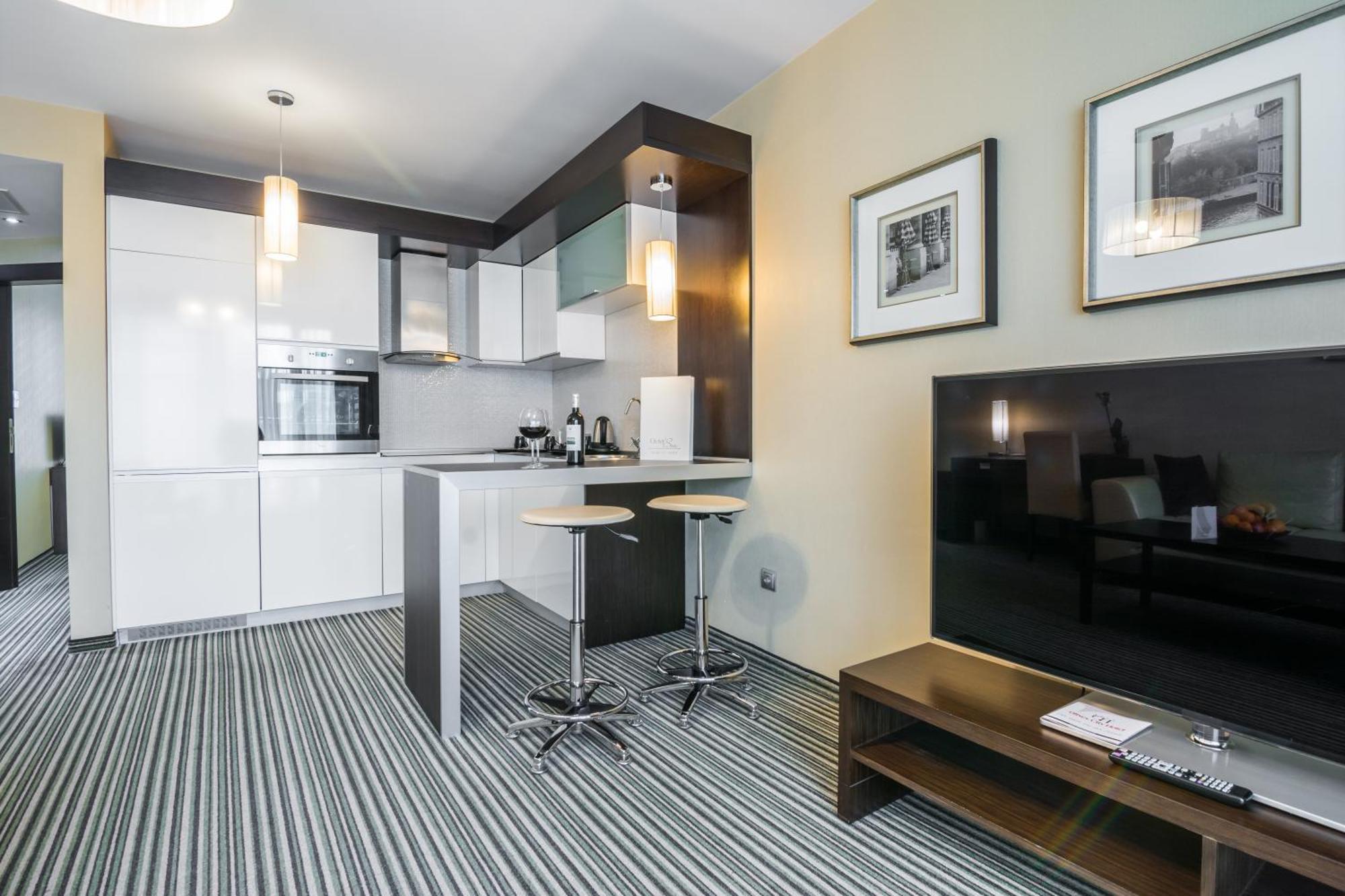 Best Western Plus Olives City Hotel - Free Pool & Parking Σόφια Εξωτερικό φωτογραφία
