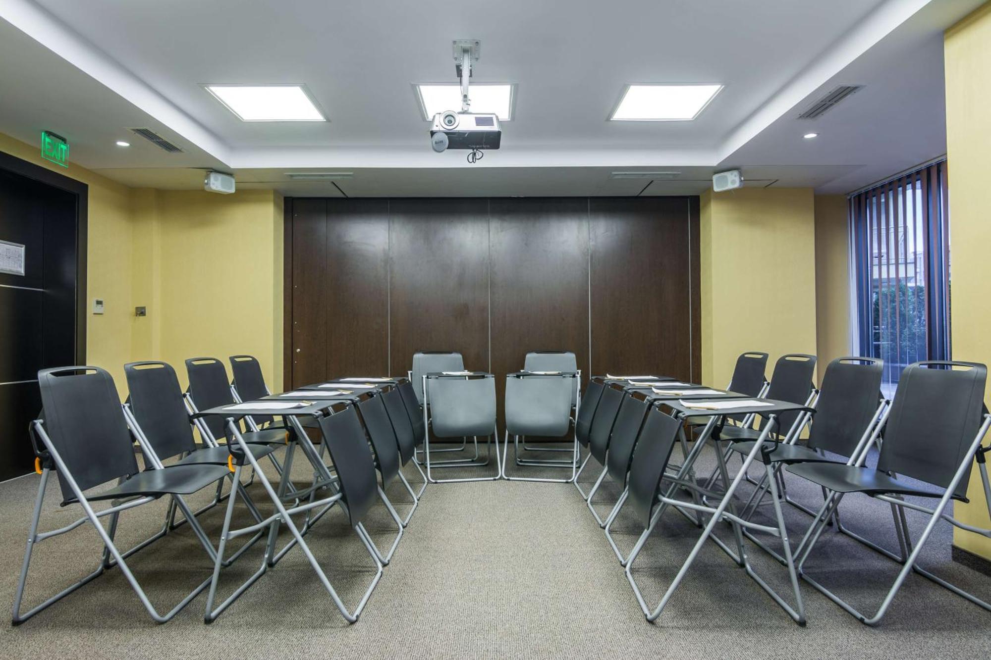 Best Western Plus Olives City Hotel - Free Pool & Parking Σόφια Εξωτερικό φωτογραφία