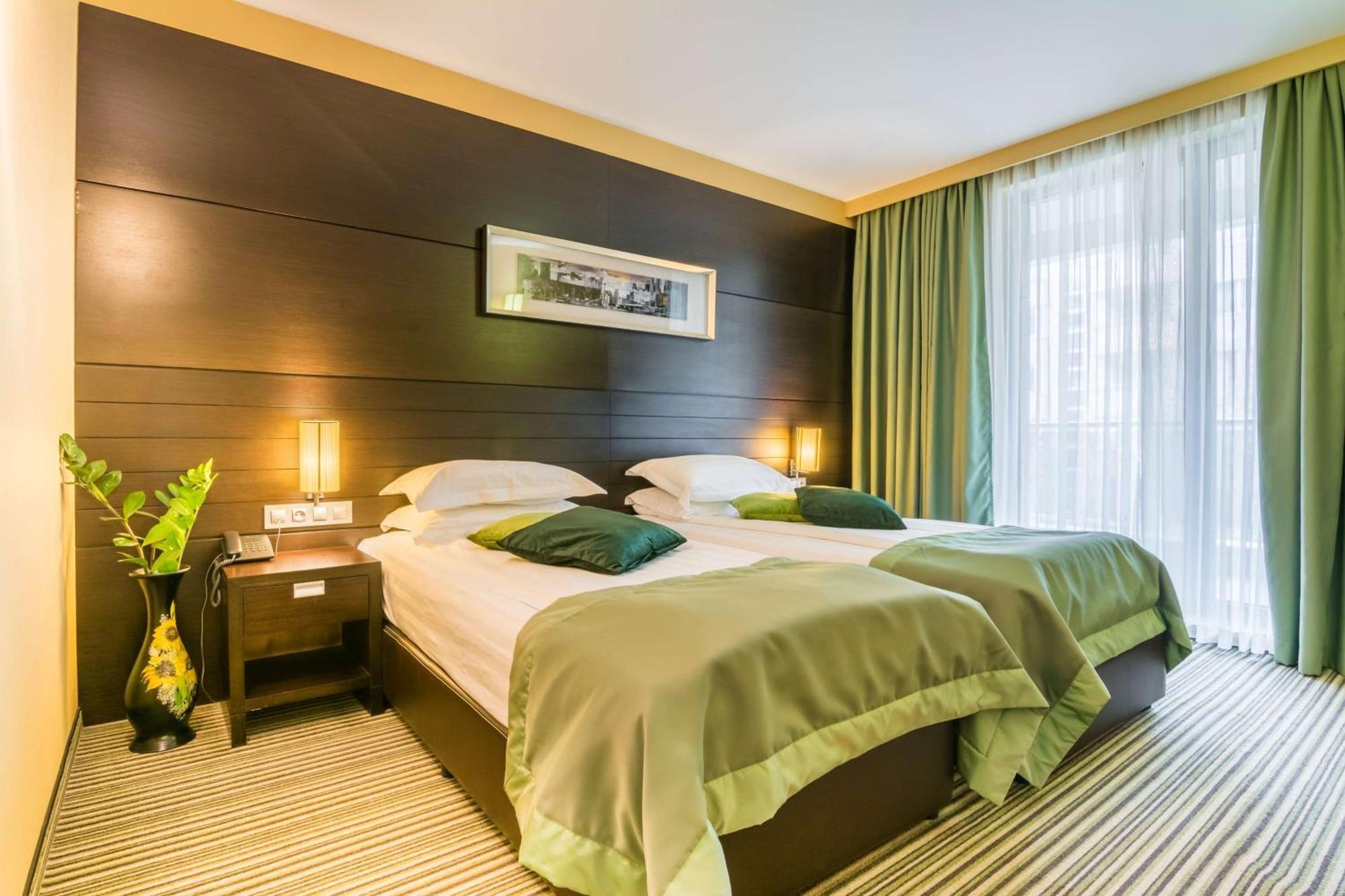 Best Western Plus Olives City Hotel - Free Pool & Parking Σόφια Εξωτερικό φωτογραφία